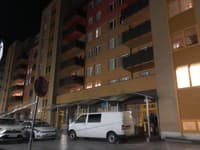 Obrovská tragédia v Petržalke: Z okna vypadli brat a sestra, v byte našli aj jej mŕtveho syna