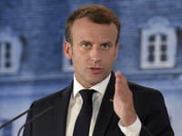 Macron chce, aby dôchodková reforma dokončila svoju demokratickú cestu