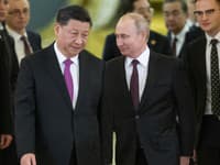 Čínsky prezident priletel do Moskvy: Má sa stretnúť s Putinom