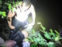 Trnavskí policajti zachraňovali po polnoci topiaceho sa muža (63) v rybníku