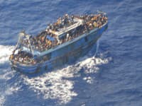 Tragédia na mori pri Grécku so stovkami obetí: Zlyhali motory, nastala panika! Zatkli deväť ľudí, aj kapitána
