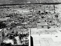 Po zhodení bomby na Hirošimu sa v uliciach objavovali strašidelné tiene: Vysvetlenie fenoménu