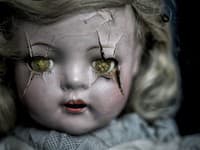 Démonická bábika desí ľudí: Mala posadnúť dcéru kňaza, toto sa jej stalo po tom, ako sa s ňou hrala