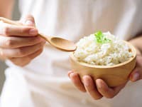 Môže vás jedenie zvyškov ryže či cestovín zabiť? Experti prezradili, kedy predstavujú NEBEZPEČENSTVO