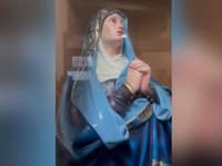 Veriaci ostali v nemom úžase: Pozrite, čo robí socha Panny Márie v kostole! Hovoria o zázraku