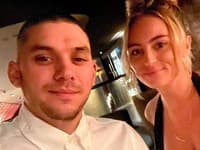 Dvojica si v reštaurácii spravila FOTO na pamiatku: Keď zbadali, čo je na nej, vydesili sa na smrť