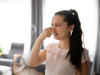 Znepokojivý zápach, ktorý by ste doma nikdy nemali ignorovať: Môže signalizovať vážny problém