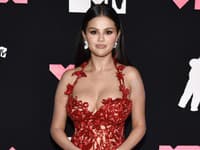 Selena Gomez sa už novým frajerom verejne chváli: Zverejnila PRVÉ spoločné FOTO!