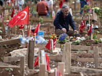 V Turecku sa začal prvý veľký súdny proces: Súvisí so zrútenými budovami po dvoch mohutných zemetraseniach