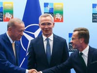 Turecký parlament naplánoval hlasovanie o vstupe Švédska do NATO na koniec programu