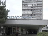 Asociácii nemocníc Slovenska hrozí nedostatok financií na platy
