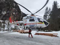 AKTUÁLNE V rakúskych Alpách uviazla dvojica Slovákov: Sú zranení! Na hore asi strávia ďalšiu noc