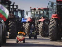 Španielski aj bulharskí poľnohospodári blokujú cesty na celom území oboch krajín