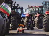 Maďarskí poľnohospodári protestujú v Záhonyi proti dovozu ukrajinského obilia