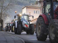 Poľskí farmári blokujú cesty a priechody na protest proti dovozu z Ukrajiny