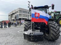 Najväčší protest slovenských farmárov: Doprava kolabovala, poľnohospodárov osobne podporil aj minister!
