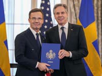 Švédsko sa oficiálne stalo členom NATO: Blinken prevzal dokumenty a privítal nový členský štát