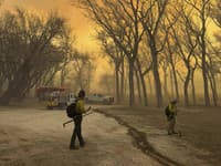 Na východe Španielska vyčíňa lesný požiar: Svoje domovy muselo opustiť už takmer 200 ľudí