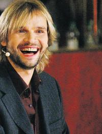 Ďurovčík si každý súťažný pár „čekne“ už na generálke a stanoví maximálny bodový limit, ktorý počas priameho prenosu udelí.