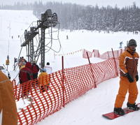 Na svahu Interski začali s umelým zasnežovaním.