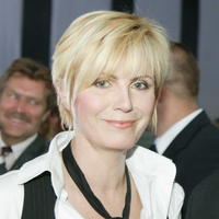 Spredu výraznú zmenu nebadať...