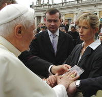Rodičov unesenej Madeleine prijal pápež.