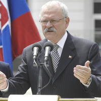 Prezident Ivan Gašparovič počas tlačovej konferencie 14. júna 2007 v Btatislave pri príležitosti 3. výročia jeho inaugurácie.