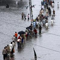 Súčasné záplavy v Pakistane sú jednými z najhorších prírodných katastrof v krajine