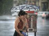 BRATISLAVA - Uplynulý týždeň nás potrápilo dusné počasie a silné búrky. Zdá sa, že podobne bude aj ten nasledujúci. Meteorológovia zo SHMÚ predpovedajú, že teploty sa vyšplhajú až nad 30°C. POČASIE bude ako na hojdačke: Čakajú nás horúce dni, pozor na búrky