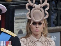 Princezná Beatrice a jej nezvyčajný klobúk