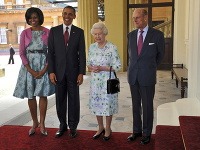 Americký prezidentský pár na návšteve Veľkej Británie.