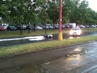 Nehoda na Ružinovskej ulici v Bratislave