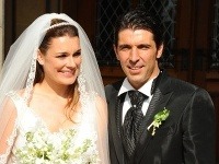 Alena Šeredová a Gianluigi Buffon sa vzali po šiestich rokoch vzťahu. 