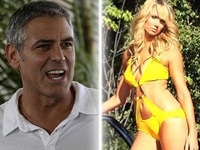 George Clooney si sexi milenku užil už aj v pohodlí domova