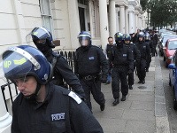 V Londýne bolo nasadených do služby 16 tisíc policajtov,