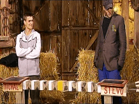 Michal a Štefan vo vedomostnom dueli.