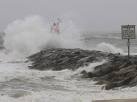 Hurikán Irene zasiahol pobrežie USA