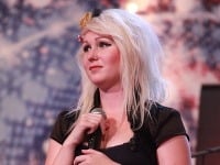 Speváčka Freya sa v talentovej šou vykašľala na svojich kolegov.