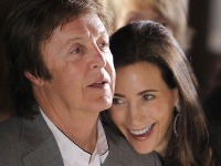 Paul McCartney s Nancy Shevellovou