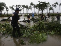 Následky tajfúnu Nesat