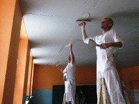 Spoločnosť Rigips darovala materiál na opravu stropov