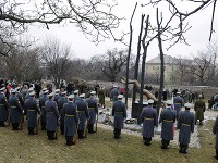 Pietna spomienka na obete leteckého nešťastia, ktoré sa stalo 19. januára 2006 pri maďarskej obci Hejce