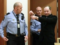 Anders Behring Breivik na súde