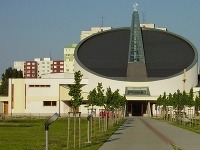 Kostol Svätej Rodiny v Petržalke