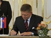 Minulý aj budúci premiér Fico Minulý aj budúci premiér Fico
