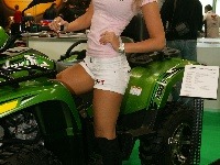 Hosteska Žaneta Lastovičková (21) na motosalóne Motocykel