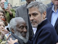 Aktivista Dick Gregory a George Clooney