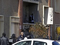 Vraha z Toulouse pri prestrelke s políciou zasiahlo 20 guliek.