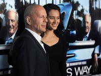 Bruce Willis a Emma Hemming