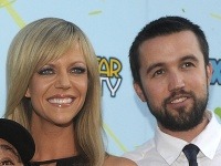 Kaitlin Olson a Rob McElhenney Kaitlin Olson a Rob McElhenney